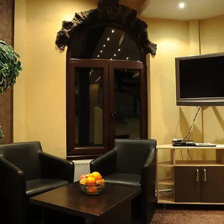 Klub Satelit Bed & Breakfast