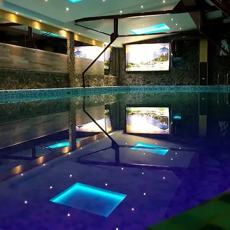 Klub Satelit Bed & Breakfast