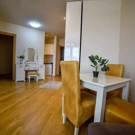 Bed & Breakfast Klub Satelit Zlatibor